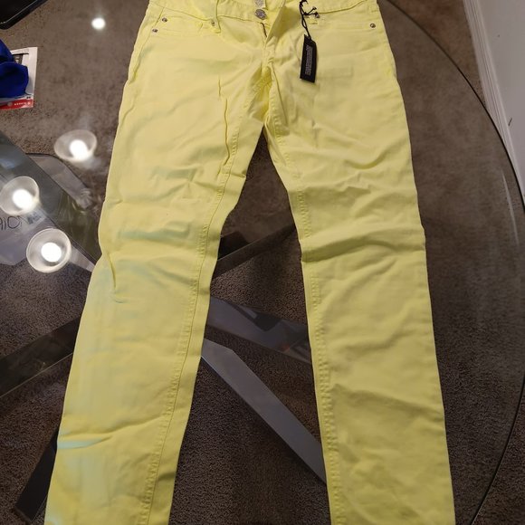 Express yellow low rise jeans size 8 - Picture 4 of 4